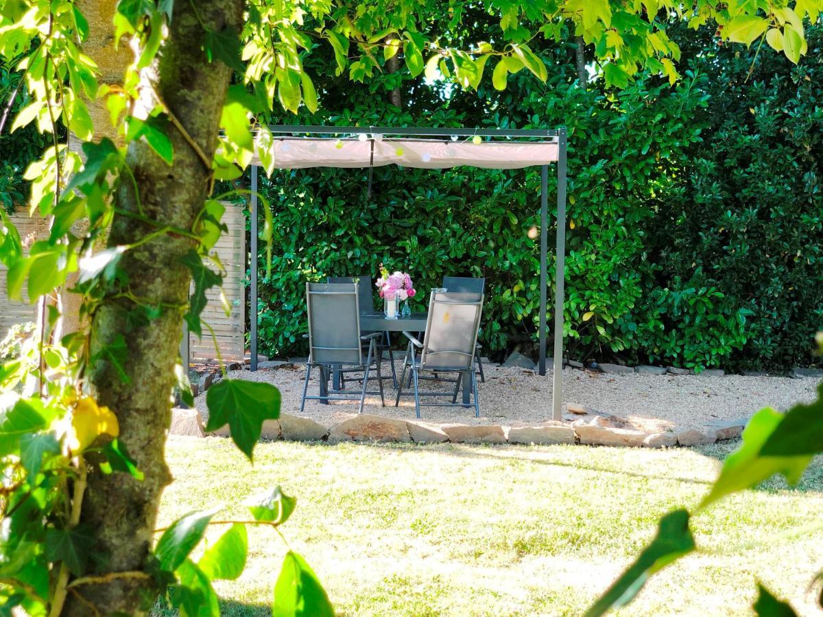 No 6 B&B Landivy Exteriör bild